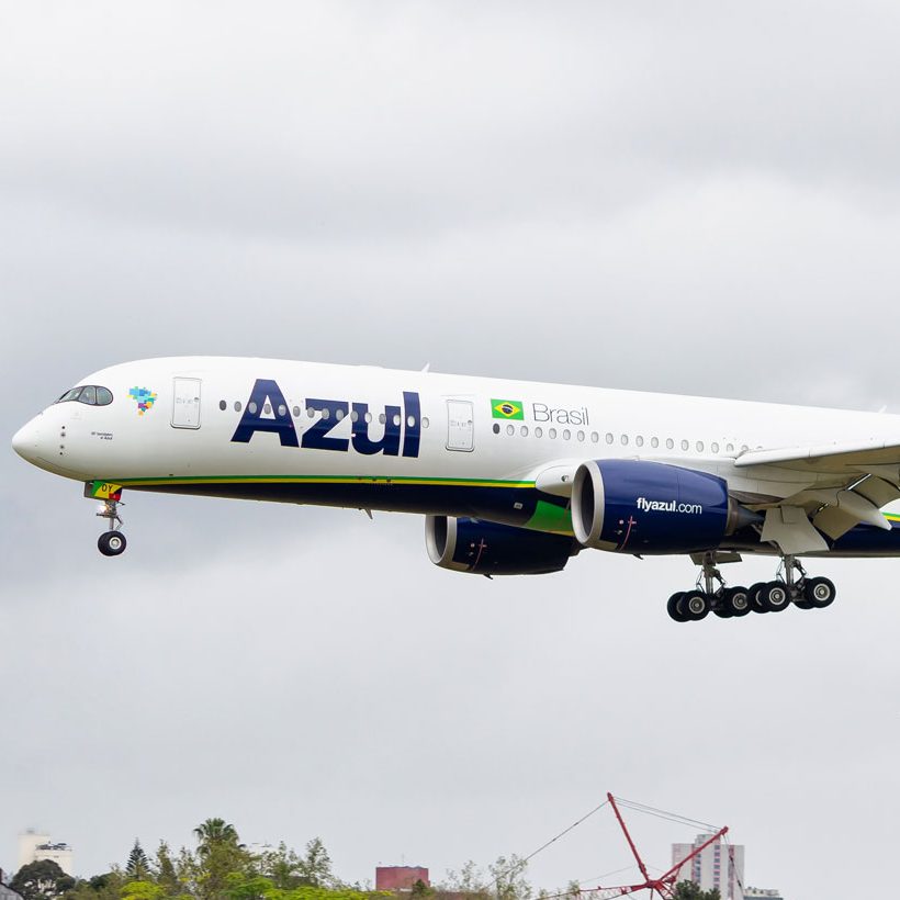 Azul dichiara bancarotta