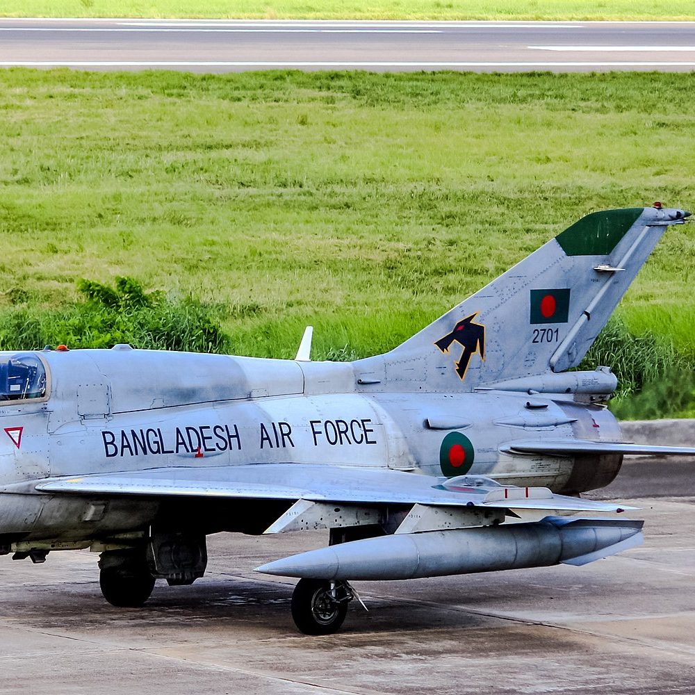 Precipita aereo militare in&nbsp;Bangladesh